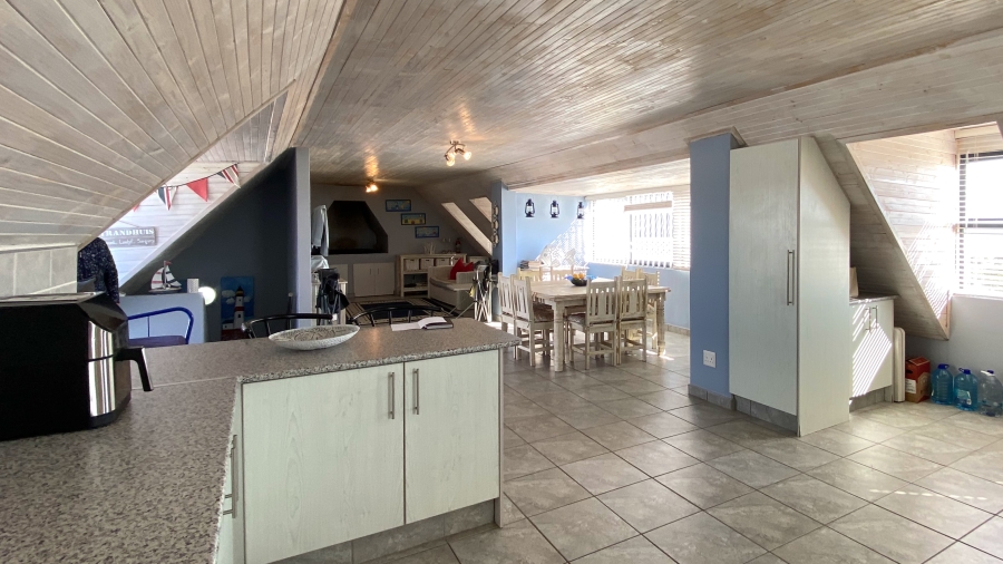 6 Bedroom Property for Sale in Dwarskersbos Western Cape